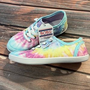 NWT BOBS from Sketchers, tie-dye sz 6